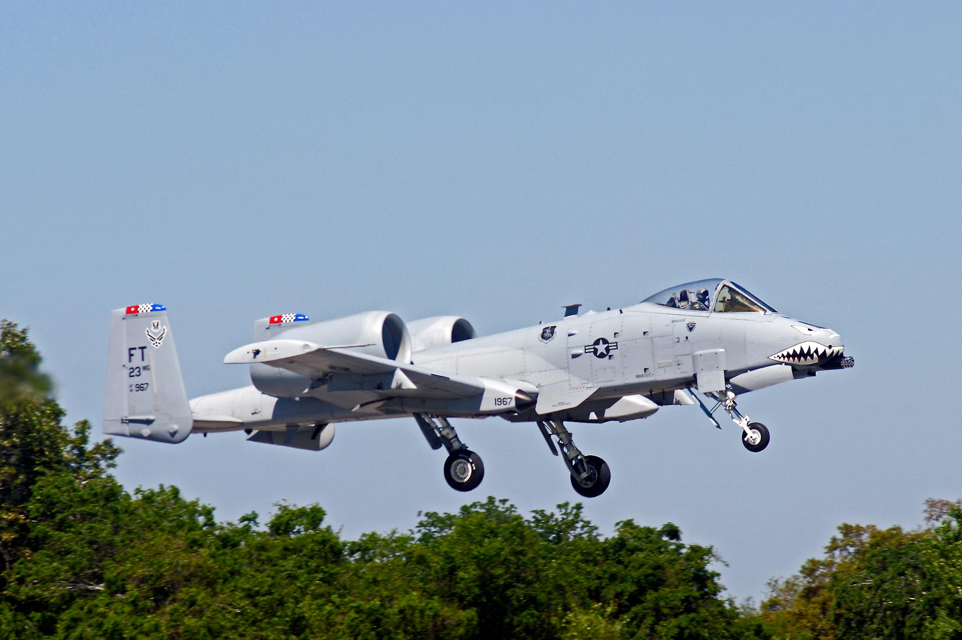 U.S. A-10 Warthog Crashes Near Strait of Hormuz Amid Rising Tensions